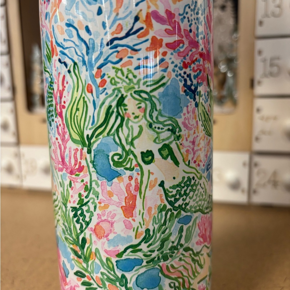 Lilly Pulitzer Limited Edition 2015 Swell Water Bottle - Picture 2 of 2